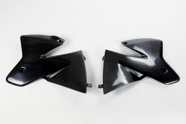 Cemoto radiator kappen Zwart 281702