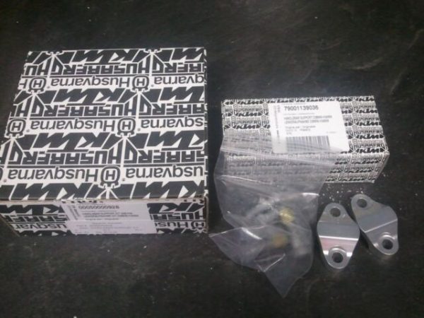 KTM/Husqvarna OEM stuurklem set KTM SX/SX-F 125/150/250/350/450 2016- & Husqvarna TC/FC 125/250/350/450 2016-