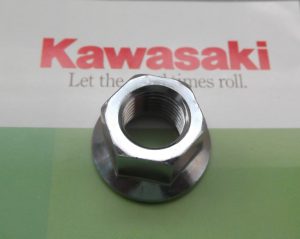 Kawasaki OEM moer 92015-1426 ( 12mm )