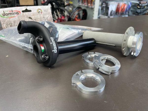 Airtime aluminium gashendel ( ring ) voor ODI handvaten Lock On passend te maken op Domino gashendel 4 takt - Afbeelding 2
