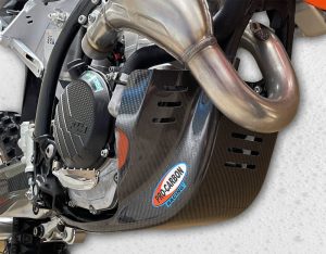 Pro Carbon blokbeschermer KTM SX-F 450 2023- & EXC-F 450/500 2024- & Husqvarna FC 450 2023- & FE 450/501 2024- & Gas Gas EC 450F/500F 2024-
