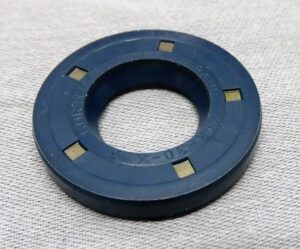 KTM OEM SHAFT SEAL RING 15X30X4.5 BAUD 07601530451