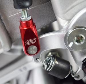 Scar achter rem clevis rood CR125/250 02-07 CRF150 07- CRF250R 04- CRF450R 02-
