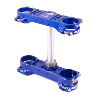 X-Trig Rocs Tech kroonplaten met offset 22mm Blauw KTM SX/SX-F 125/150/250/350/450 13- & EXC-F 250/350/450/500 17- & Husqvarna TC/FC 125/250/350/450 14- & FE 250/350/450 17-